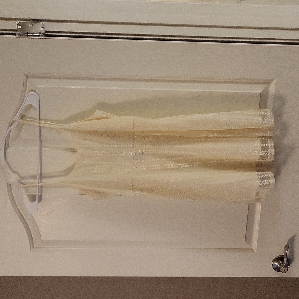 White dress forever 21